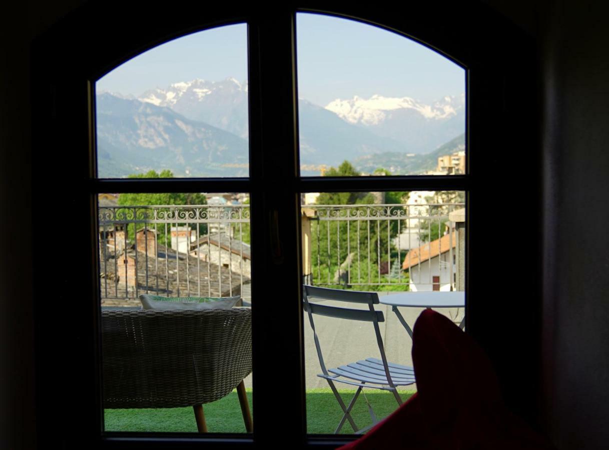 Mansarda Del Sole, Nel Cuore Di Aosta Buitenkant foto
